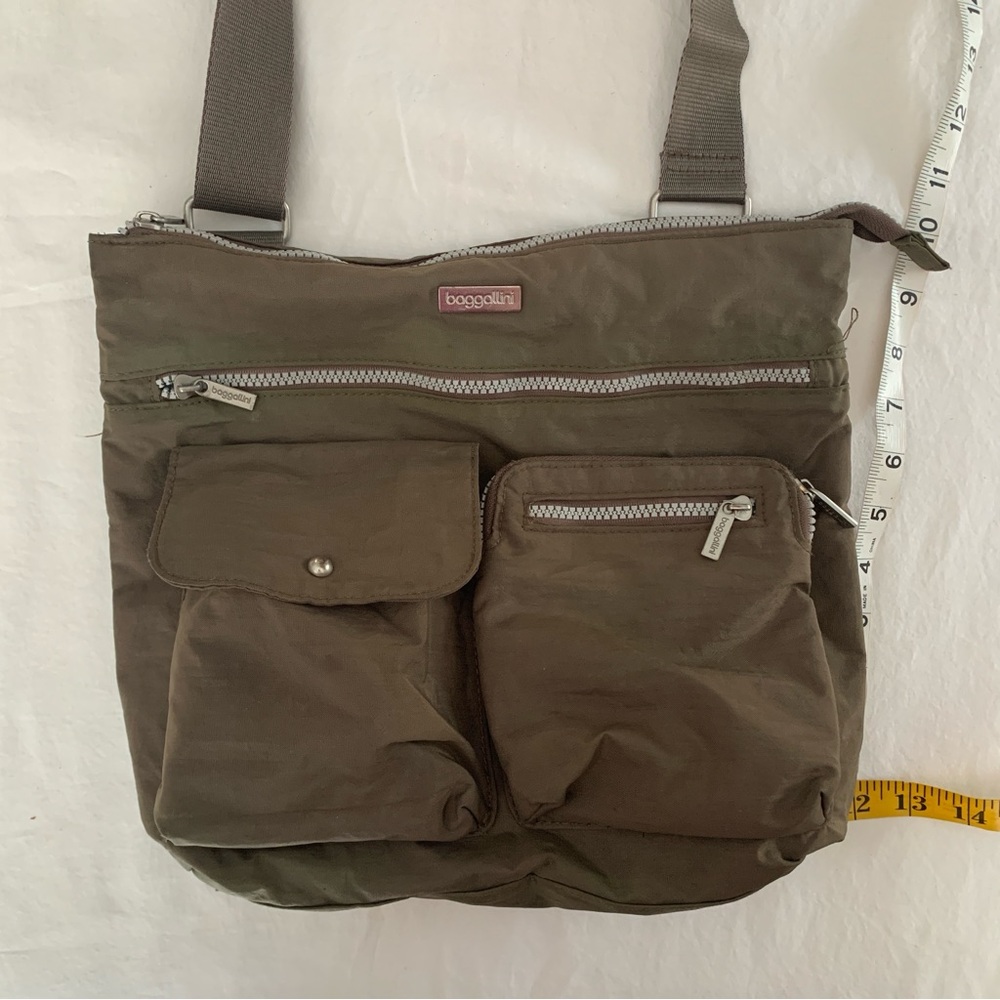 Baggallini Olive Messenger Bag